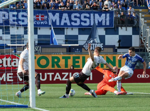 Κόμο – Νάπολι 0-0: Κινδυνεύουν να χάσουν τις θέσεις τους στη βαθμολογία, αφού… κόλλησαν στο μηδέν