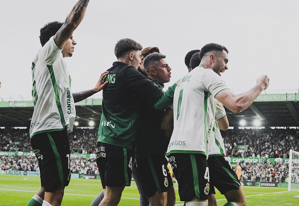 Η Σανταντέρ επέστρεψε στη La Liga μετά από 14 χρόνια (pic)
