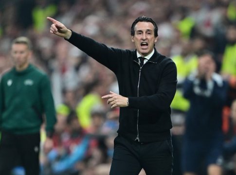 Ουνάι Έμερι: Ο «Βασιλιάς» του Europa League σήκωσε την πέμπτη του κούπα σε έξι τελικούς (pic)
