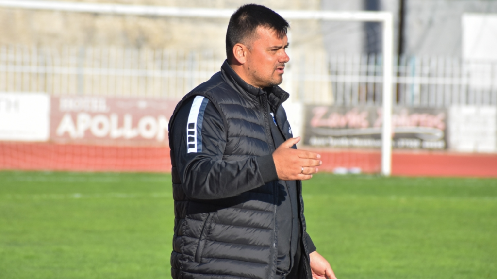 Με κάθε επισημότητα προπονητής της Καλαμάτας ο Χριστοφιλέας (vid)
