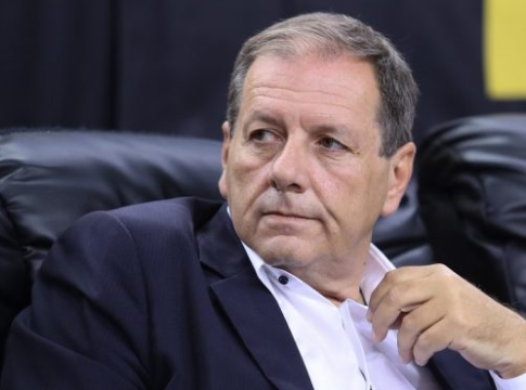 Στο πλευρό της ΑΕΚ στη Μπανταλόνα ο Μάκης Αγγελόπουλος