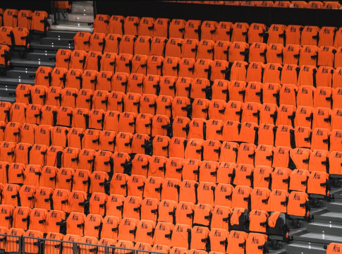 Η Βαλένθια γέμισε τη Roig Arena με πορτοκαλί μπλουζάκια