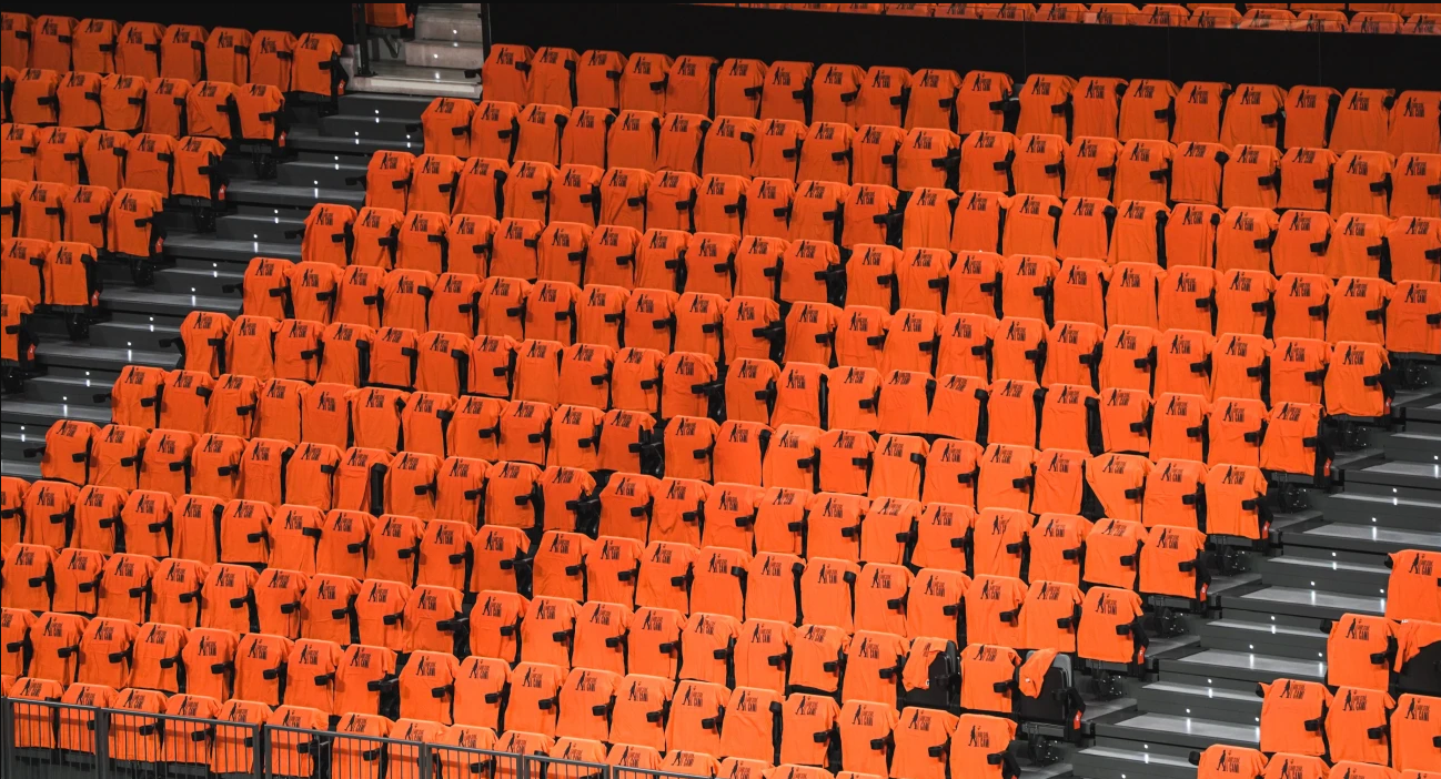 Η Βαλένθια γέμισε τη Roig Arena με πορτοκαλί μπλουζάκια