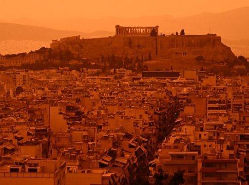Επανέρχεται η αφρικανική σκόνη: Αυτές είναι οι επτά περιοχές που θα επηρεαστούν περισσότερο