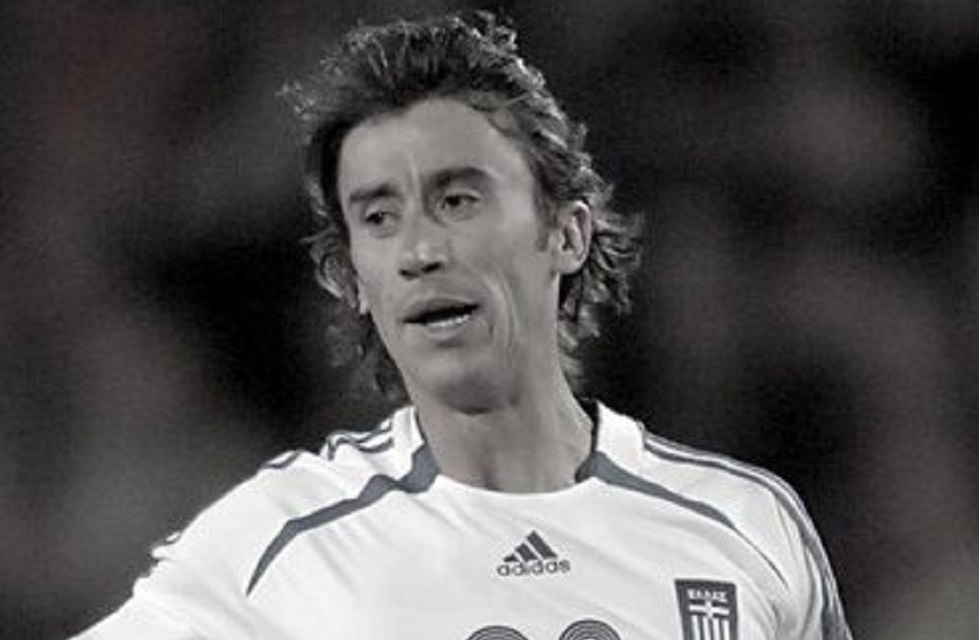 Η UEFA για τον χαμό του Παρασκευά Άντζα: «Λυπούμαστε βαθιά, οι σκέψεις μας είναι με την οικογένειά του αυτές τις δύσκολες στιγμές»