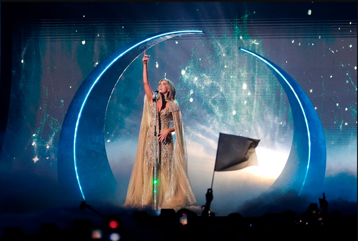 Eurovision 2026: Ποια είναι η Delta Goodrem που απειλεί τον Akylas