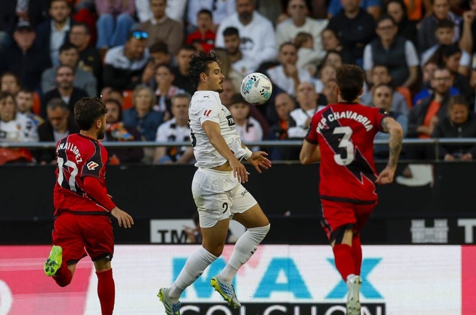 «Μοιρασιά» για Βαλένθια και Ράγιο (1-1) – Πολύτιμος βαθμός για τη Χιρόνα (1-1)