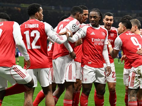 Η Premier League μέσω της Άρσεναλ κυνηγά το επίτευγμα που μόνο η Serie A κατάφερε