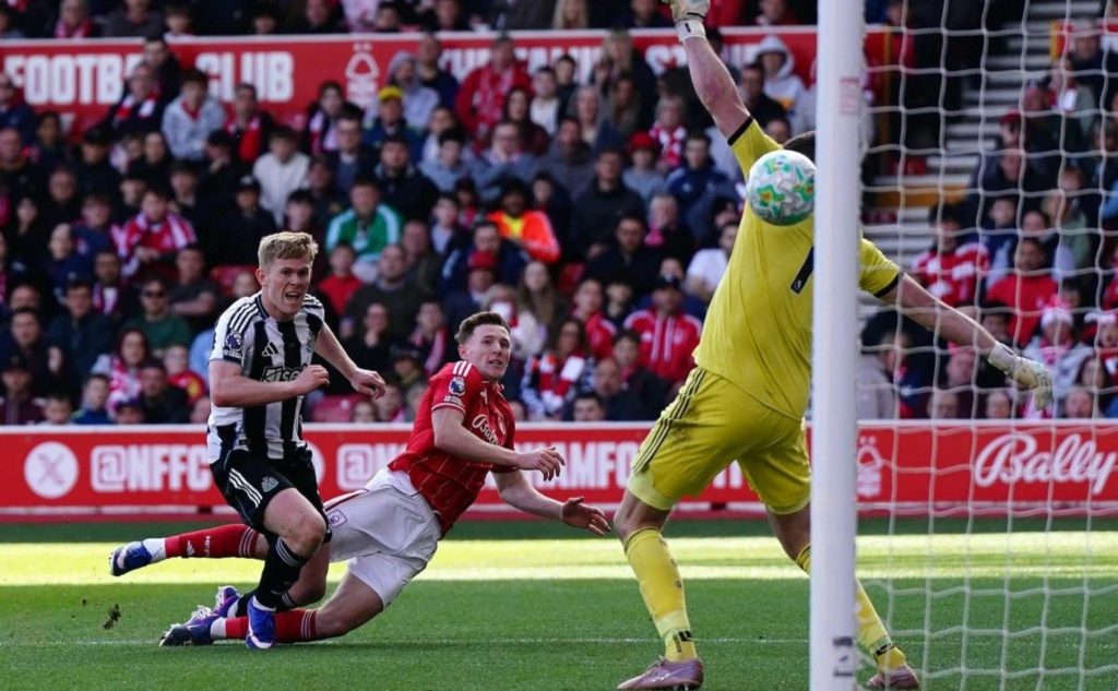 Premier League: «Μοιρασιές» και… χαμένες ευκαιρίες