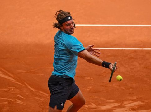 Πρεμιέρα στο Roland Garros για Τσιτσιπά και Σάκκαρη