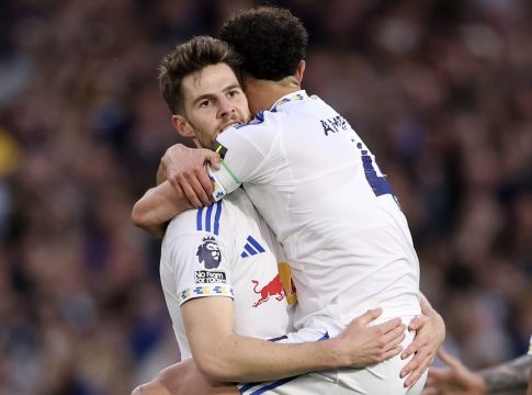 Λιντς Γιουνάιτεντ- Μπέρνλι 3-1: «Αγκάλισαν» την παραμονή τους τα «παγώνια»