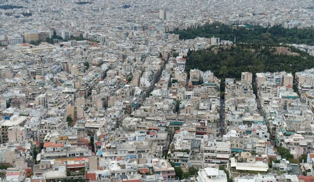 Οσμή αερίου στα νότια προάστια: Αυτά είναι τα τρία σενάρια για την προέλευσή της