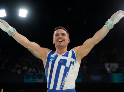 «Χρυσός» στο Πανελλήνιο πρωτάθλημα ο Λευτέρης Πετρούνιας (vid)