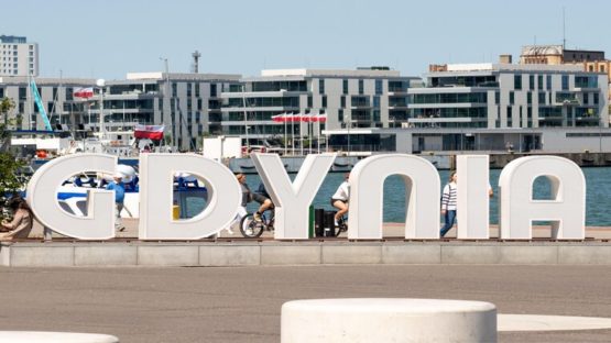 Νίκη επιβίωσης στην Γκντίνια