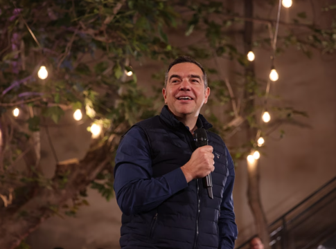 Σε «μπλαουγκράνα» ρυθμούς ο Αλέξης Τσίπρας πριν την ανακοίνωση του νέου κόμματος