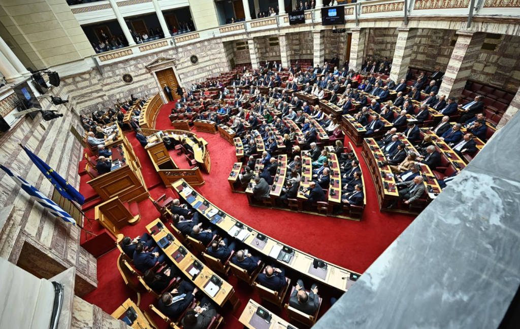 «Ανέλεγκτες όπως κατατέθηκαν» οι δηλώσεις Πόθεν Έσχες των πολιτικών