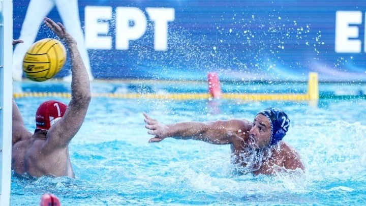 Η Χόνβεντ «λύγισε» τον Απόλλωνα Σμύρνης (16-12) – Αποκλεισμός στο φινάλε για Πανιώνιο (13-12)