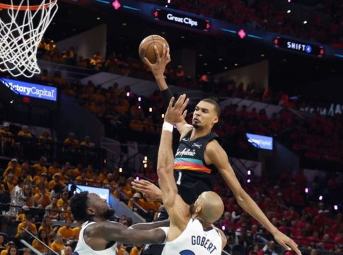 NBA: Έγραψε Ιστορία ο Γουεμπανιάμα αλλά οι Τίμπεργουλβς έκαναν νίκησαν στο Σαν Αντόνιο (vids)