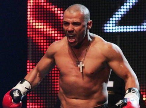 Floyd Mayweather vs Iron Mike Zambidis στην Αθήνα – Eνας αγώνας που γράφει ιστορία