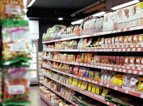 Σοκαριστική έρευνα: Αυτά είναι τα πιο ανθυγιεινά πατατάκια