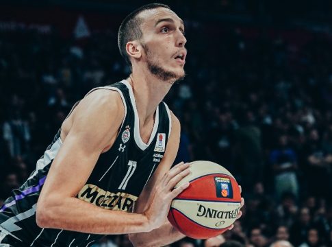 Ο Ποκουσέφσκι έχει κινήσει τις διαδικασίες για ελληνικό διαβατήριο – Τα δεδομένα για τον 25χρονο φόργουορντ