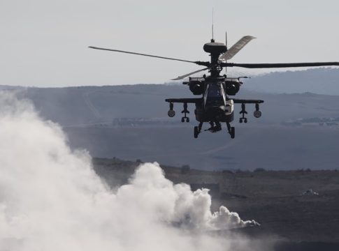 Μέση Ανατολή: Το Ιράν κατέρριψε ελικόπτερο των ΗΠΑ – Ο Τραμπ υπόσχεται να «απαντήσει»