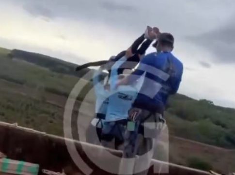Σοκαριστικές εικόνες: Γυναίκα στη Βραζιλία σκοτώθηκε ενώ έκανε bungee jumping – Έπεσε στο κενό χωρίς σχοινί ασφαλείας
