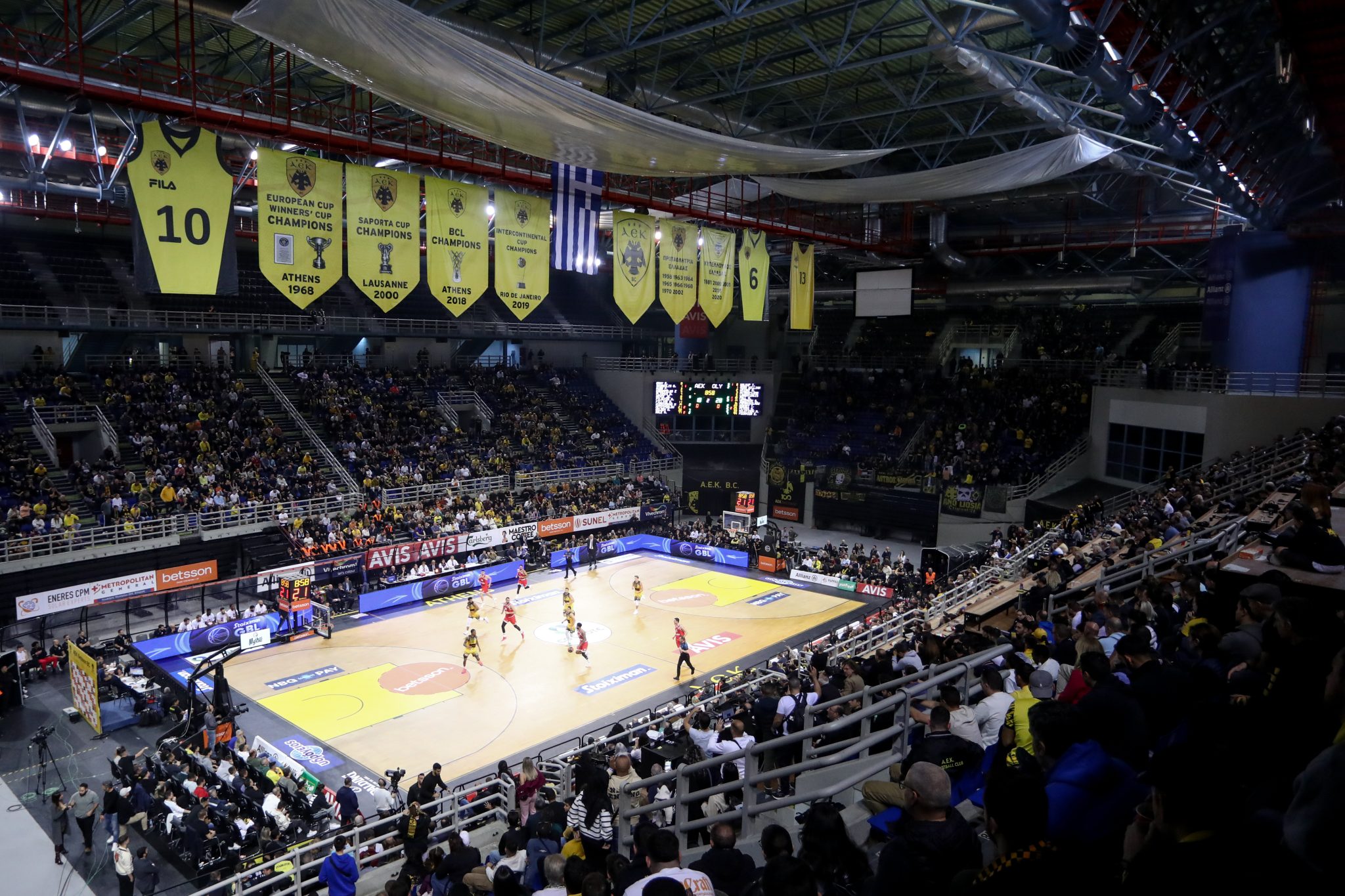 Ολυμπιακός μακριά από το ΣΕΦ: Η πρόταση για την Sunel Arena της ΑΕΚ, οι δύο κλειδάριθμοί και το αεροπλάνο
