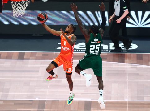 Μοντέρο VS Τζέιμς: Μάχη με άρωμα… Euroleague στο Σάντο Ντομίνγκο (vid)