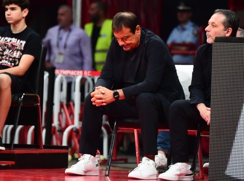 Το… αποσβολωμένο βλέμμα του Αταμάν στο άστοχο σουτ του Χέιζ-Ντέιβις (vid)