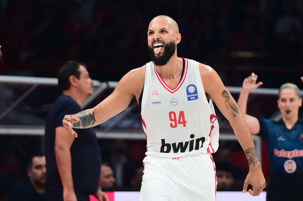 Ολυμπιακός – Παναθηναϊκός 82-76: Οι Πειραιώτες το 1-0 – Ο περίπατος, έγινε θρίλερ (vid)