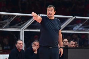 To πρώτο «καρφί» του Αταμάν για τον… Ομπράντοβιτς (vids)