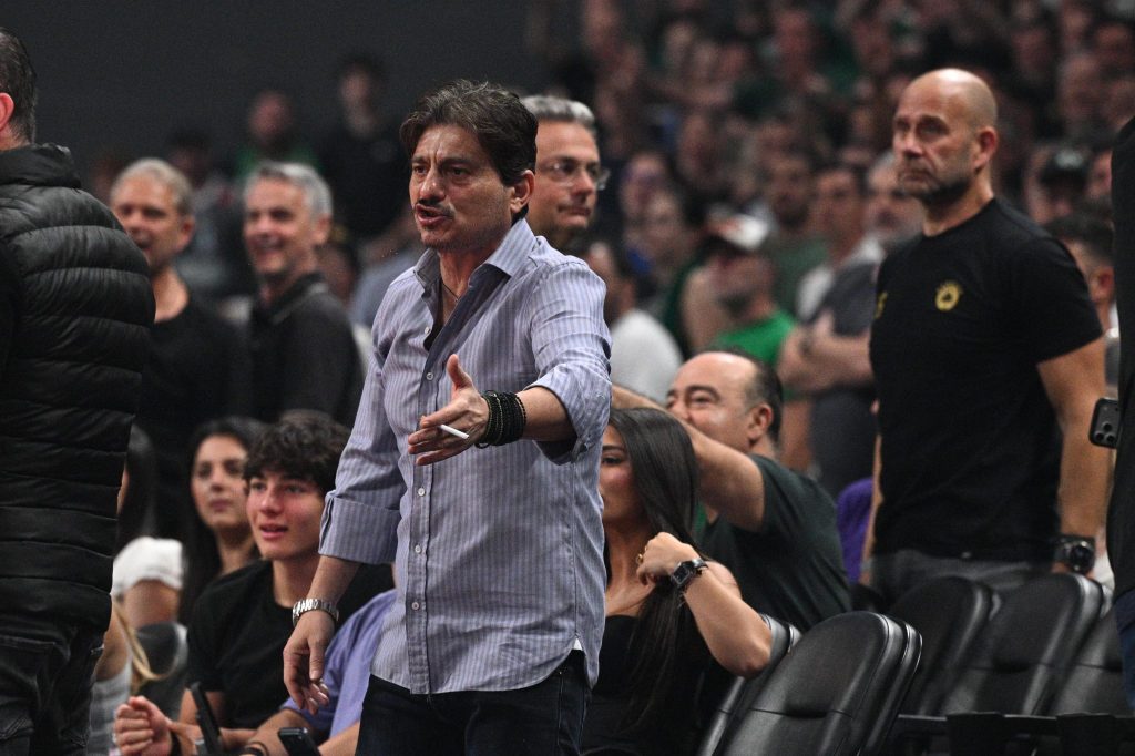 Χωρίς κόσμο το Game 4 στο ΟΑΚΑ; Αυτός είναι ο κανονισμός της ΔΕΑΒ για την είσοδο του Γιαννακόπουλου