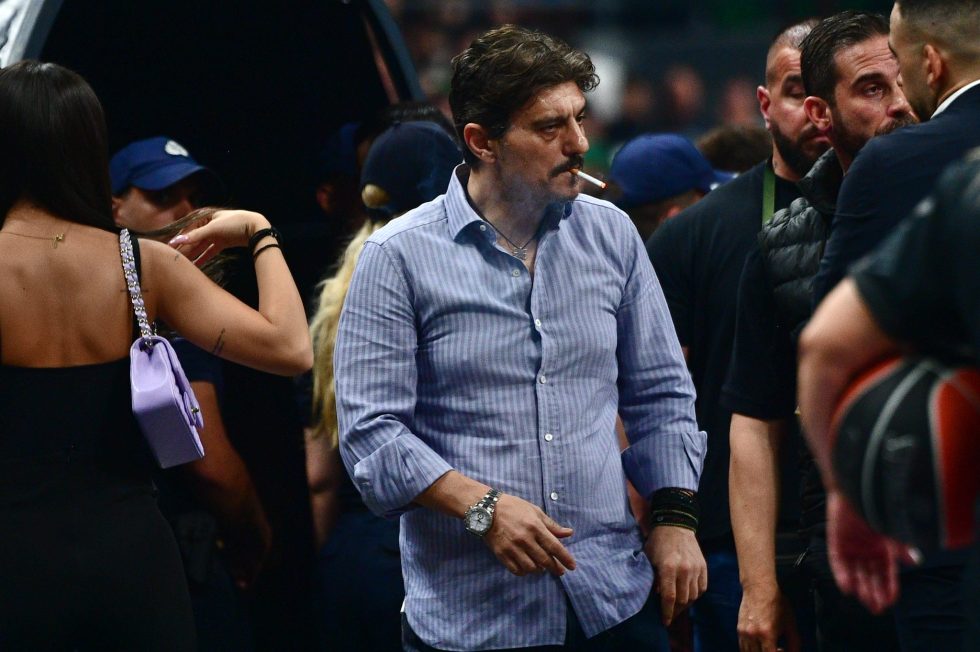 O Γιαννακόπουλος μπήκε στο παρκέ για τους διαιτητές και έπειτα κατήγγειλε «ασυλία Μπαρτζώκα»