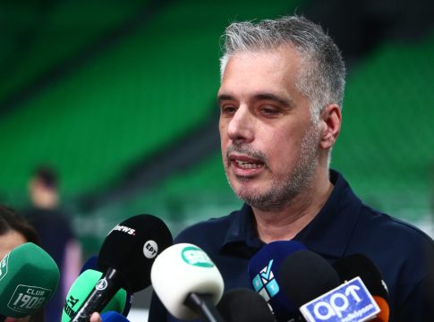 Κοντός: «Κάποια πράγματα αγγίζουν τα όρια του μη φυσιολογικού – Υπάρχει διάσταση απόψεων με την ΕΟΚ»