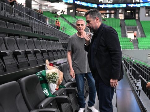 Η ΚΑΕ Ολυμπιακός τίμησε τη μνήμη του Παύλου Γιαννακόπουλου (pics)