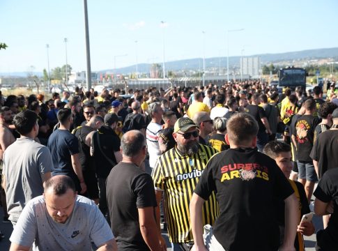 Άρης: «Βουλιάζει» το «Μακεδονία», χιλιάδες οπαδοί του ετοιμάζονται να υποδεχθούν τον Σπανούλη (pics)