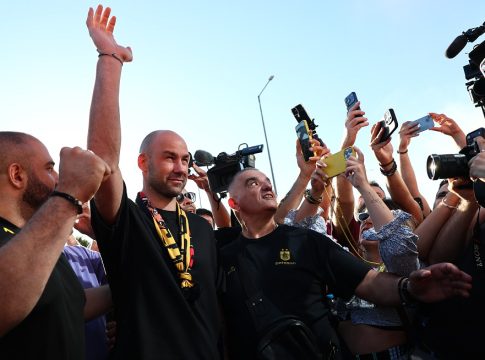 Άρης: «Έπεσε» το «Μακεδονία» για τον Βασίλη Σπανούλη! Πάνω από 5.000 οπαδοί στην υποδοχή του (pics)