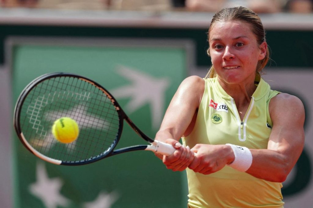 Έκπληξη στο Roland Garros: Στον τελικό η Μάγια Χβαλίνσκα