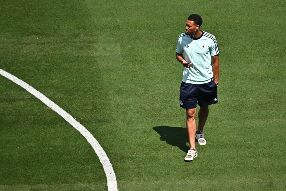 Οι εντεκάδες στο παιχνίδι του Εκουαδόρ με τη Γερμανία (pics)