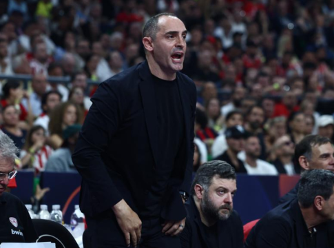 Καλαμπόκης: «Περήφανοι για όσα κατάφερε ο Ολυμπιακός, αλλά τα καλύτερα έρχονται»