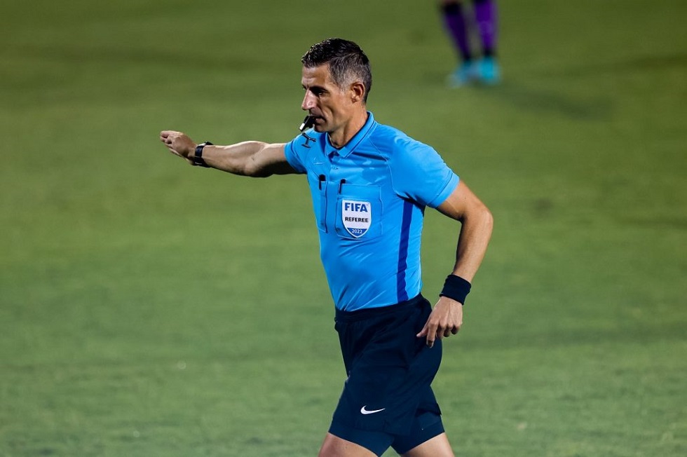 Πίνακας διαιτητών Super League: Ο Σιδηρόπουλος έμεινε εκτός, μόνο στο VAR ο Παπαδόπουλος