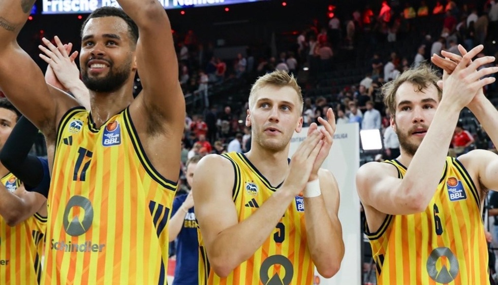 Άλμπα Βερολίνου – Μπάγερν Μονάχου 81-84: Απίθανη ανατροπή και πρωτάθλημα