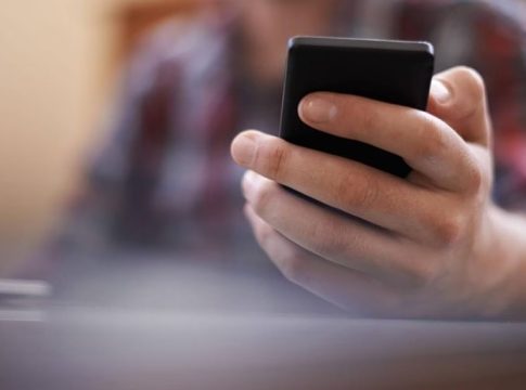 Συνελήφθη 31χρονος για τηλεφωνικές απάτες σε βάρος ηλικιωμένων στην Αθήνα – Πώς παραπλανούσε τα θύματα