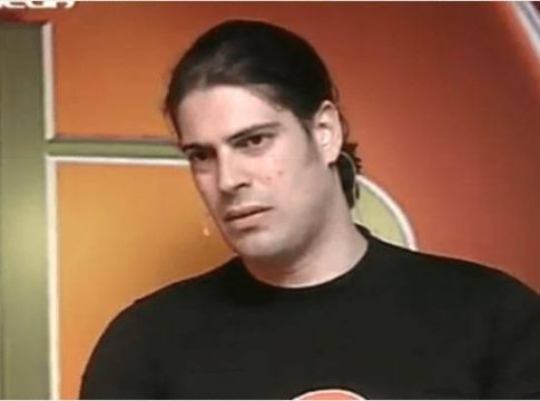 Με παραπανίσια κιλά, γκρίζα γένια, μεσήλικας: Θυμάσαι τον Λορέντζο από το Bar; Ε, ξεχάστε ό,τι ξέρετε – Δείτε πώς είναι σήμερα