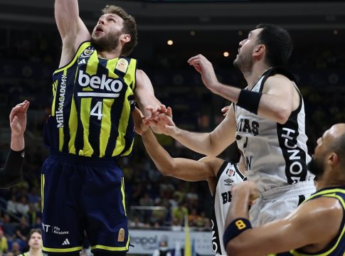 Μπεσίκτας – Φενέρμπαχτσε 71-82: Πήρε πίσω το πλεονέκτημα και 2-1