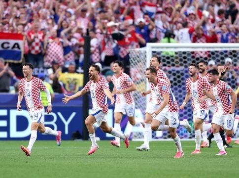 Κροατία – Γκάνα 2-1: Πήρε το ντέρμπι της δεύτερης θέσης και έστειλε τρίτους τους Αφρικανούς