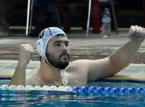 Η Φερεντσβάρος ανακοίνωσε τον Κάκαρη