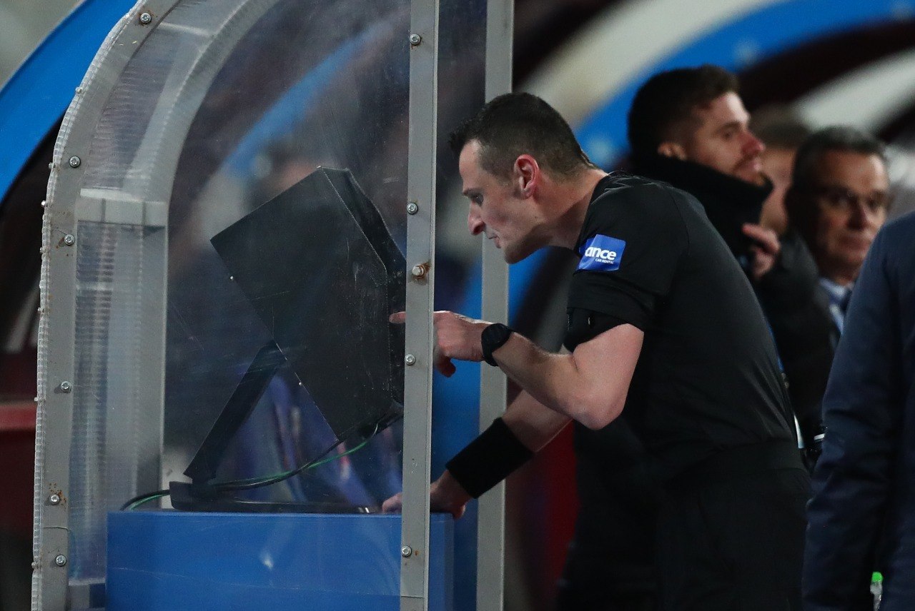 Πώς το VAR γίνεται μοντέλο αλλοίωσης αποτελεσμάτων