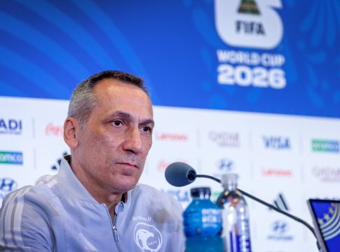 Δώνης: «Ακόμη μαθαίνω την ομάδα μου, όλα θέλουν τον χρόνο τους»
